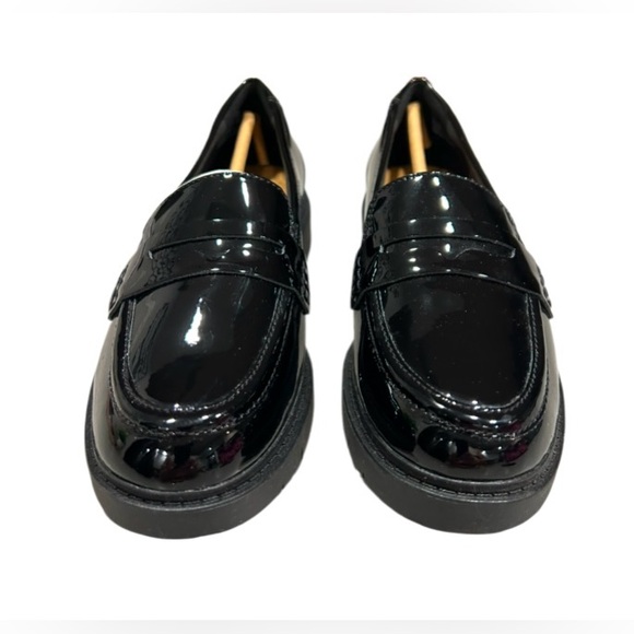 🖤NWT! CLARKS! TIKTOK TRENDING! BLACK PATENT LOAFERS! “WESTLYNN AYLA” 🖤 - Picture 10 of 16